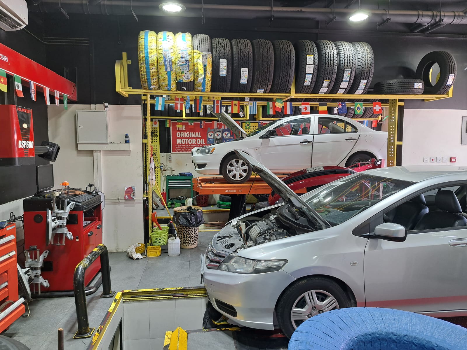 Tire Fitting Machinery